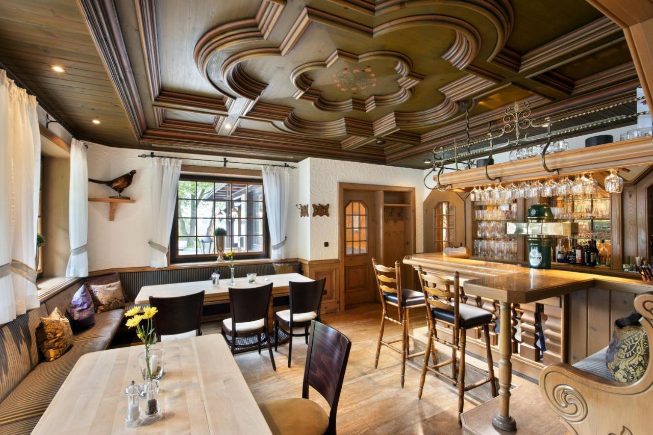 Deeke'S Quellenhof Hotel Lubbecke Exterior photo