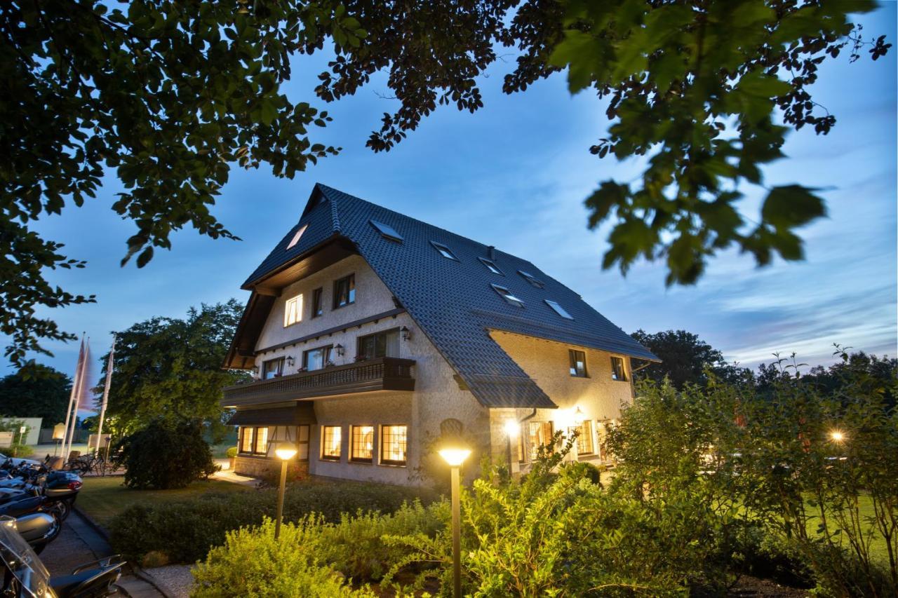 Deeke'S Quellenhof Hotel Lubbecke Exterior photo